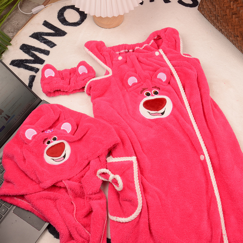 Adult strawberry bear bath skirt cute bath towel coral fleece long home wear men and women can wrap bath towel hair drying hat hooded