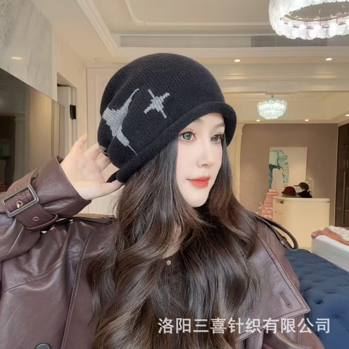 New Autumn and Winter Star Knit Slouchy Beanie for Women, Warm and Face-Slimming, New Trendy Cute Style Fashion Hat