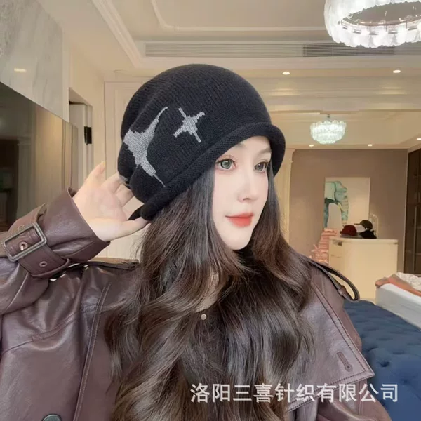 New Autumn and Winter Star Knit Slouchy Beanie for Women, Warm and Face-Slimming, New Trendy Cute Style Fashion Hat