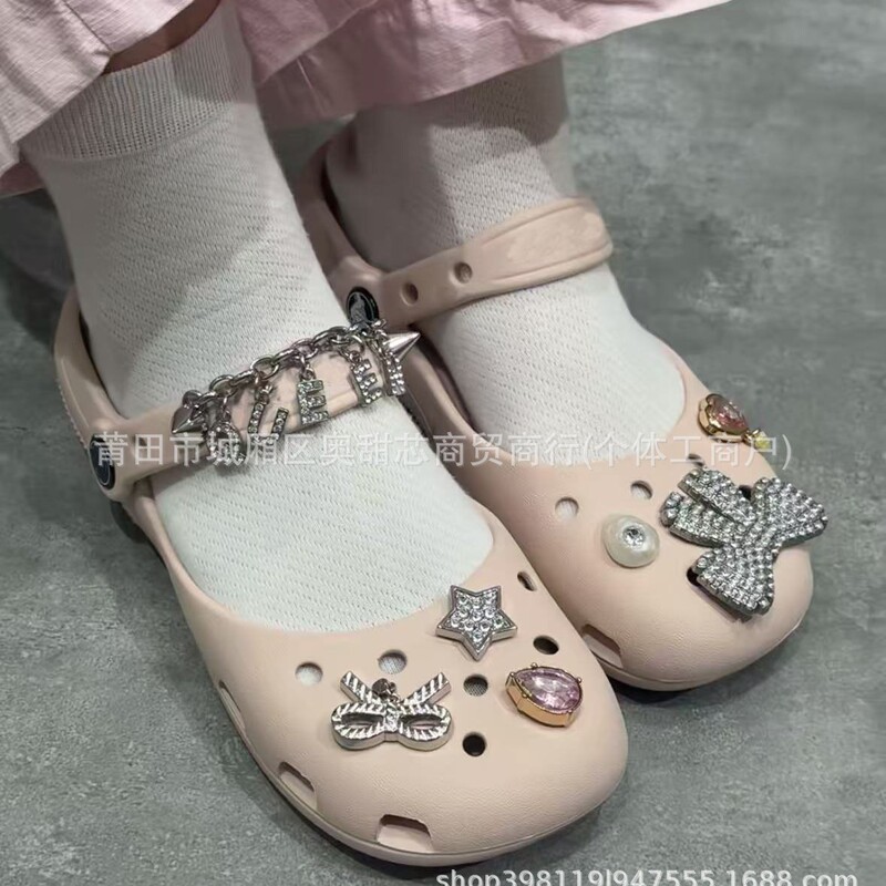 Ballet-Style Clogs for Women, Closed-Toe, 2026 New Model, Beach Shoes, Non-Slip, Wear-Resistant, Breathable, Lightweight, Summer Flat Sandals