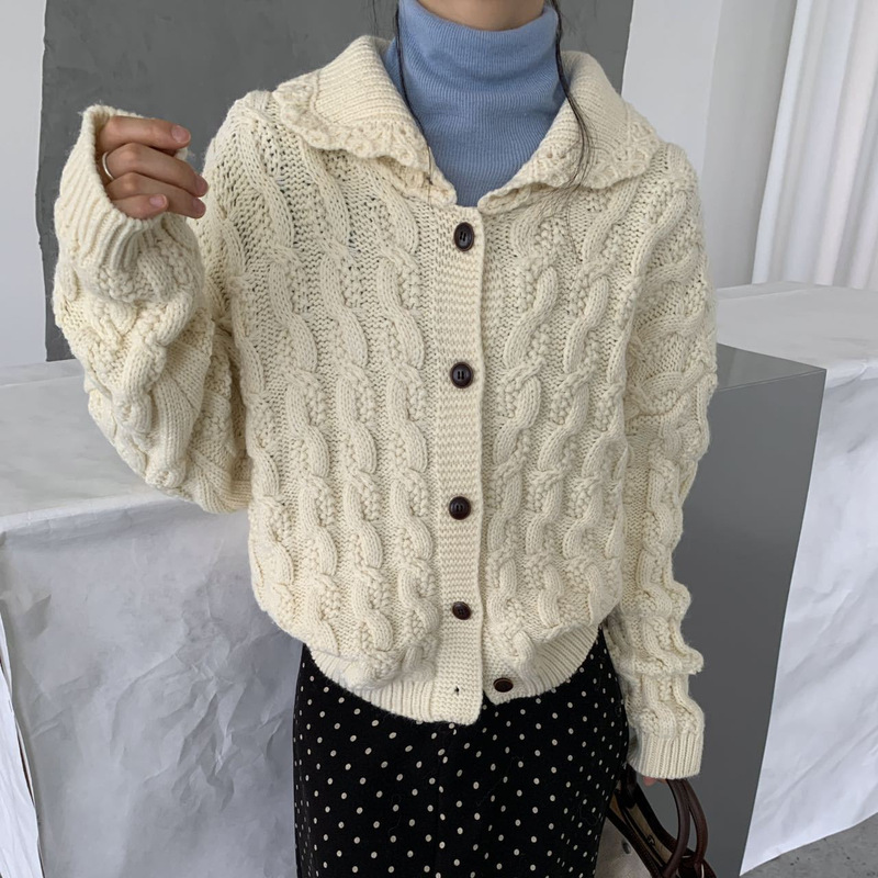 Korean-style artistic exquisite collared cable-knit sweater cardigan for women, 2026 new autumn and winter versatile knit cardigan 1637 Korean-style artistic exquisite collared cable-knit sweater cardigan for women, 2026 new autumn and winter versatile knit cardigan 1637