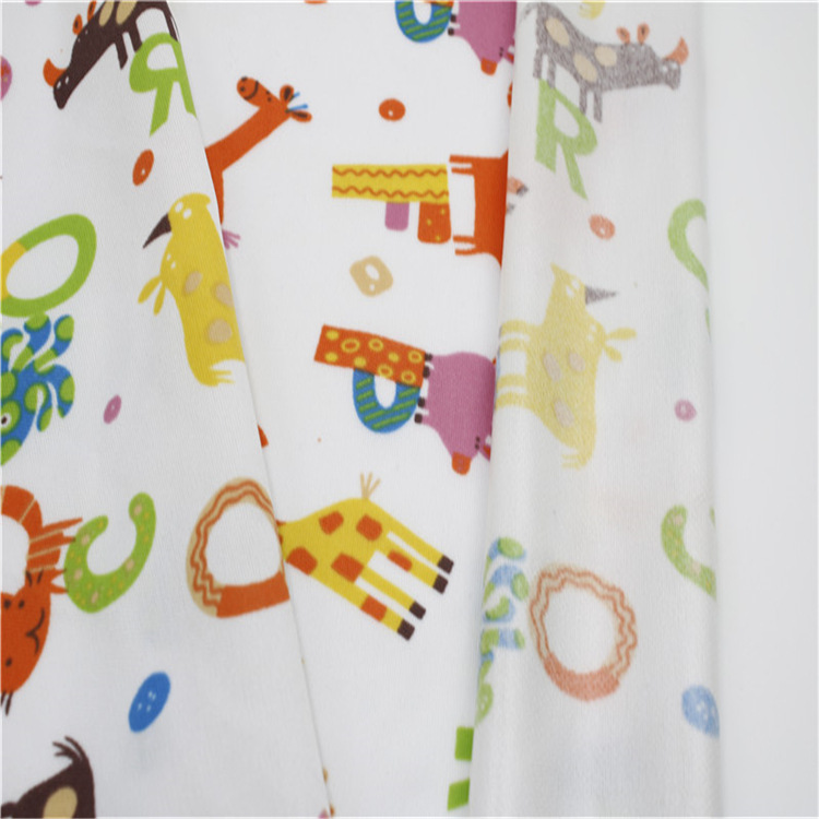 婴幼儿防水垫复合面料厂家直销涤纶印花布复合1.5STPU防水透气膜