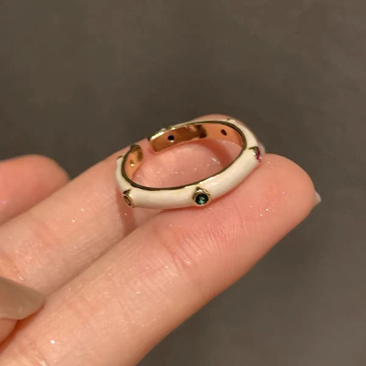 2a40377f4340850e24141976f60651