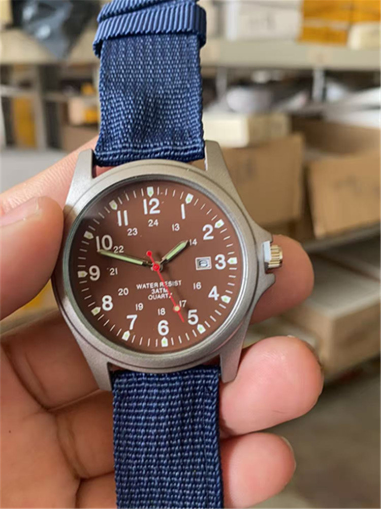 Correa de nylon reloj de hombre Calendario de comercio exterior reloj de cuarzo deseo nuevo reloj AliExpress eBay reloj militar entrega de una pieza