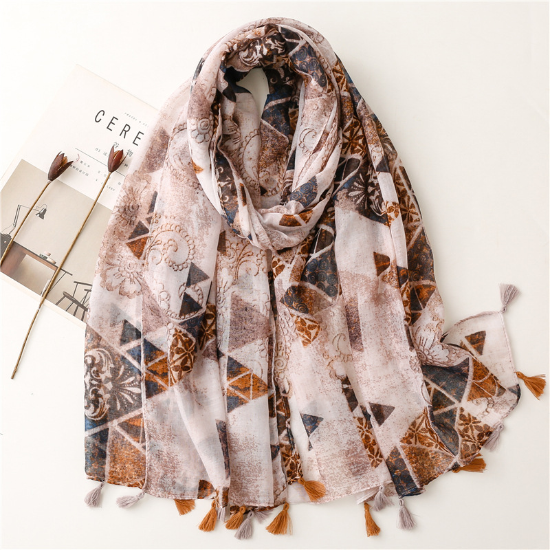 Yarn Cotton Linen Scarf Caramel Contrast Color Carving Floral Tassel Scarf Shawl display picture 1