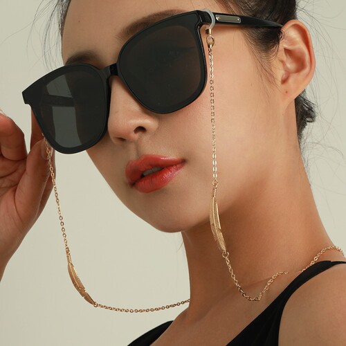 Trendy Accessories from Europe and America - Simple Metal Feather Alloy Eyeglass Chain, Versatile Multi-purpose Chain with Anti-slip and Anti-lost Features