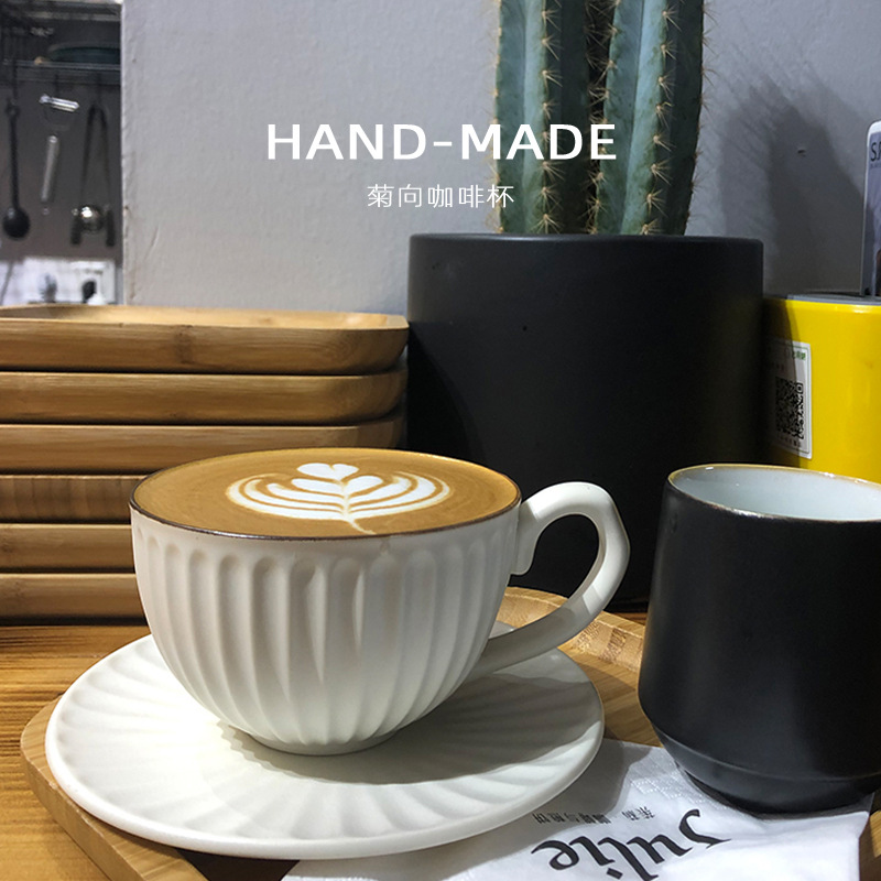 Retro vintage cups, Japanese-style stoneware coffee cup and saucer set, exquisite high-end ceramic coffee mug with latte art design
