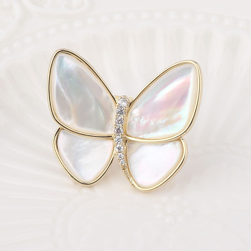 fashionable organic elegant brooch