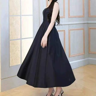 2025新款赫本风法式晚礼服连衣裙名媛气质高级感黑色吊带裙女收腰