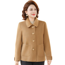 妈妈秋装洋气短款双面呢外套2025新款中老年女春秋50岁显年轻上衣