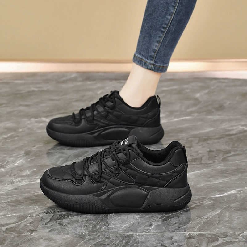 Черные женские туфли для повседневной носки, новая модель осень 2025, водонепроницаемые, нескользящие рабочие туфли для кухни, не утомляющие ноги