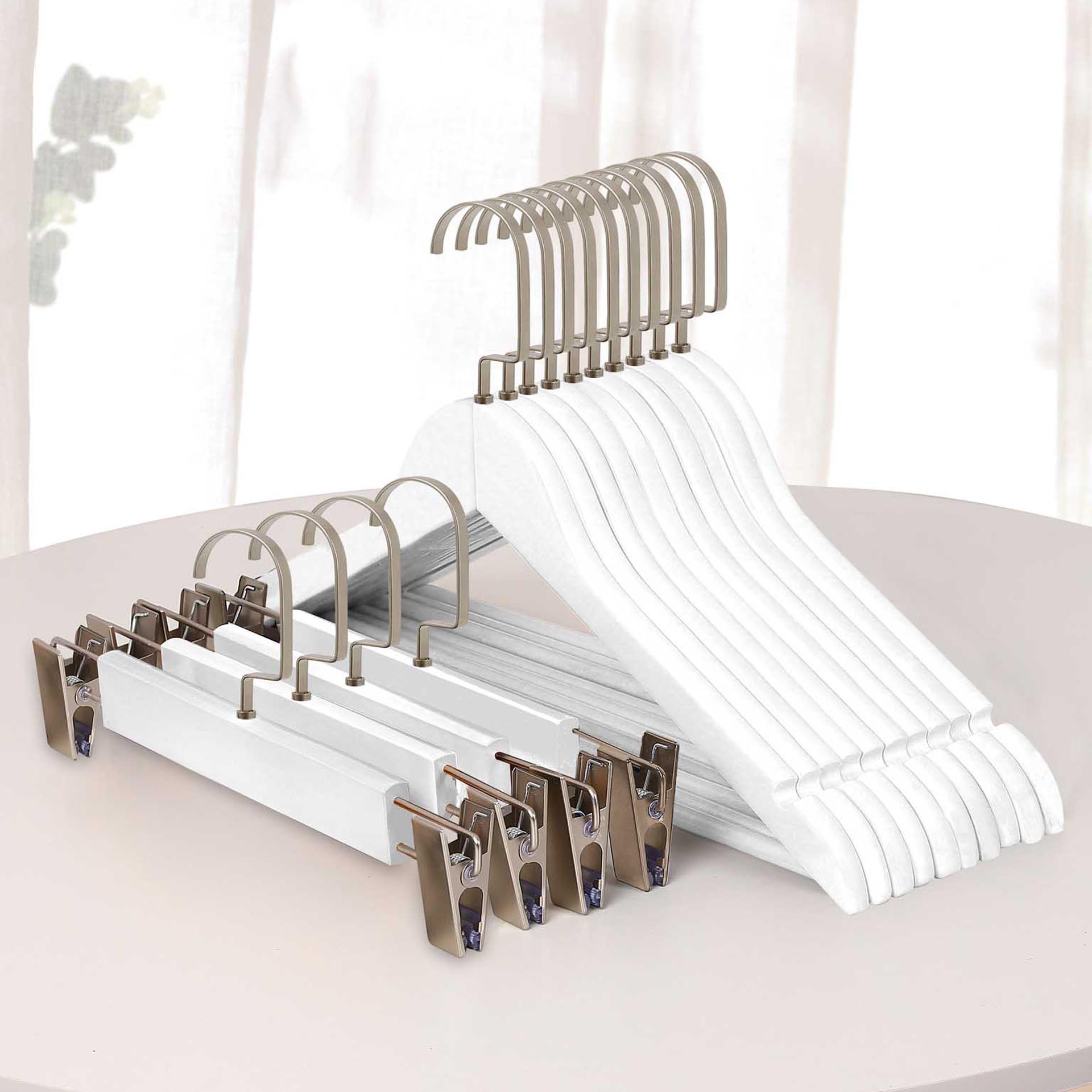 P66 percha de madera blanca tienda de ropa de madera hotel exportación percha de ropa percha de pantalones percha de ropa percha