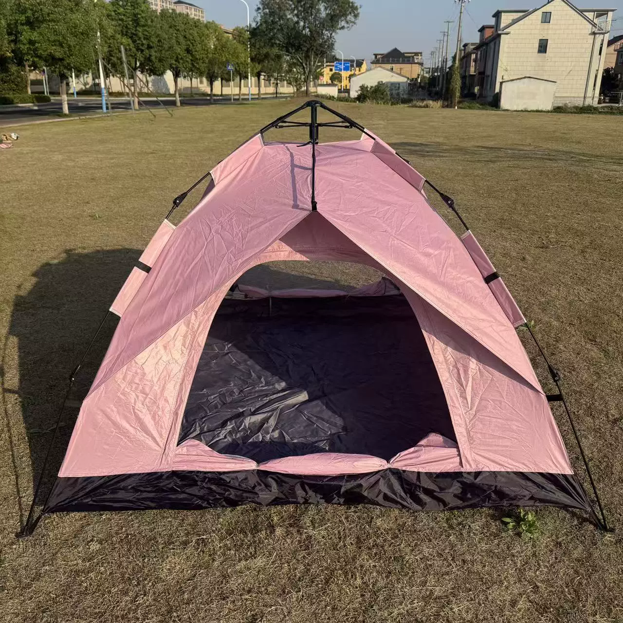 帐篷户外全套用品批发露营野营装备旅游双层自动帐篷沙滩3-4人