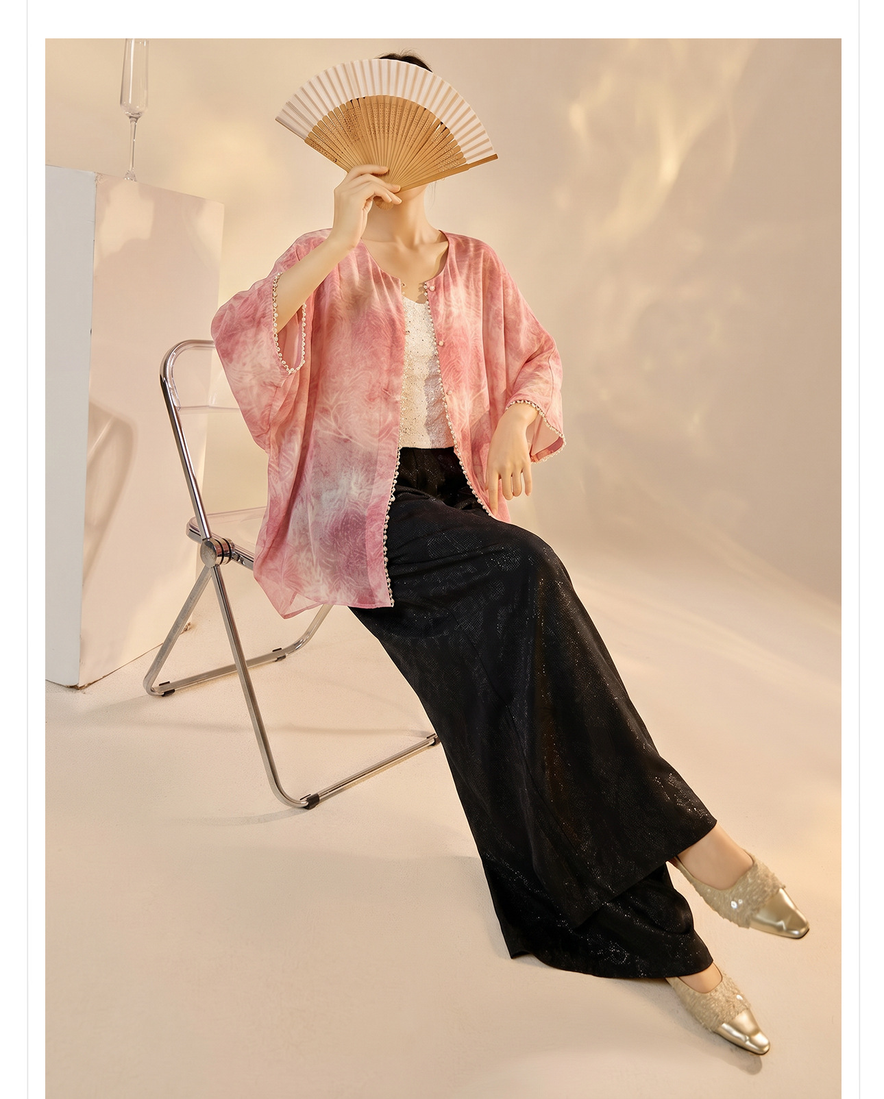 Áo cardigan mùa hè mỏng nhẹ thoáng khí, họa tiết in chống nắng đính cườm, dáng rộng — Xanh da trờicolor, Thái Đường chi tiết 11