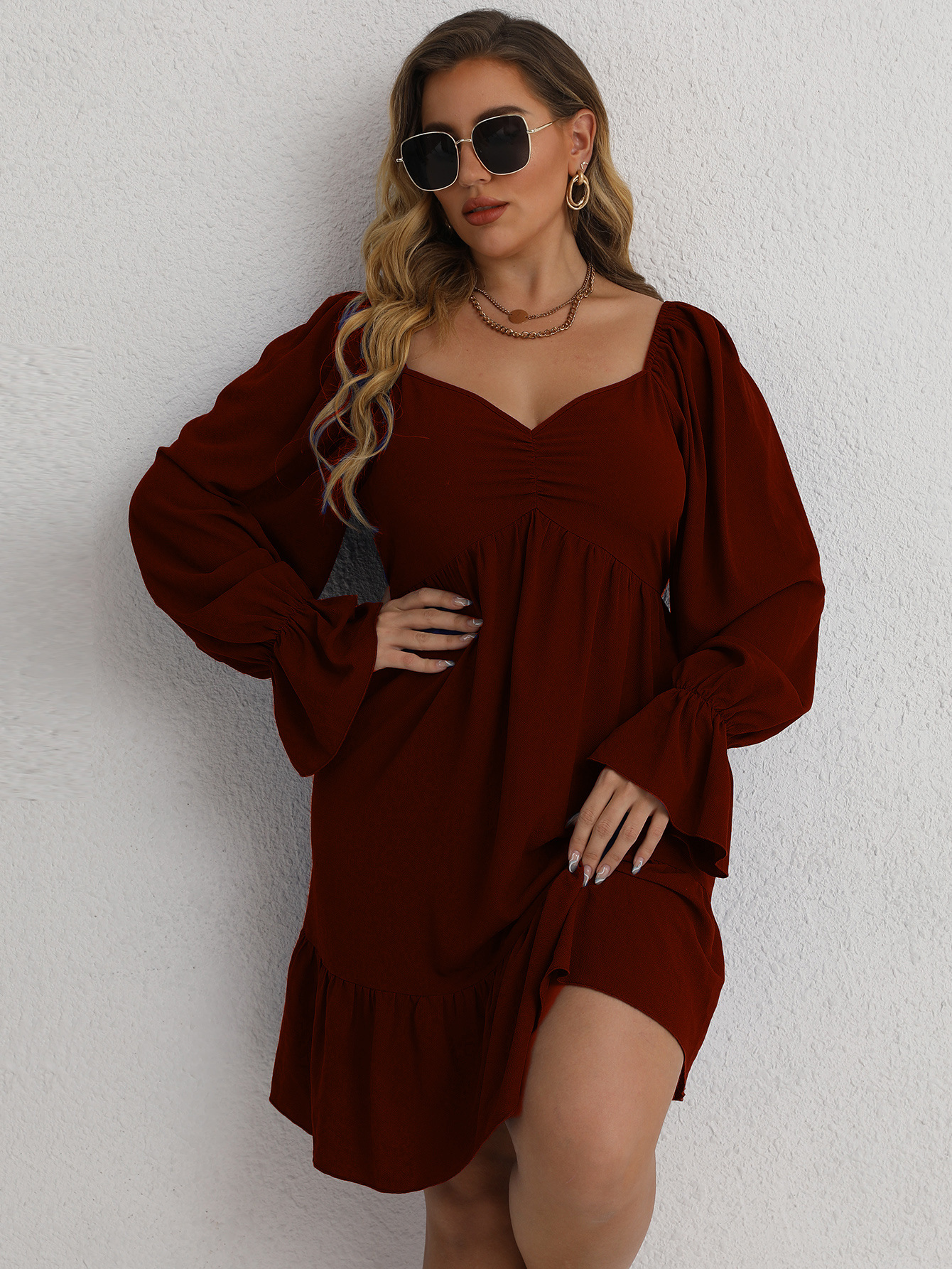 Plus Size Long-puff Sleeve Low-cut Slim Solid Color Dress display picture 3