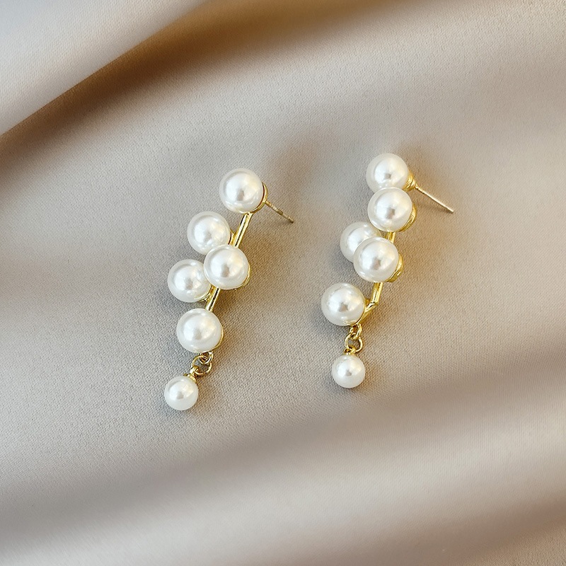 Pearl Tassel Earrings Retro New Fashion Earrings Earrings display picture 5