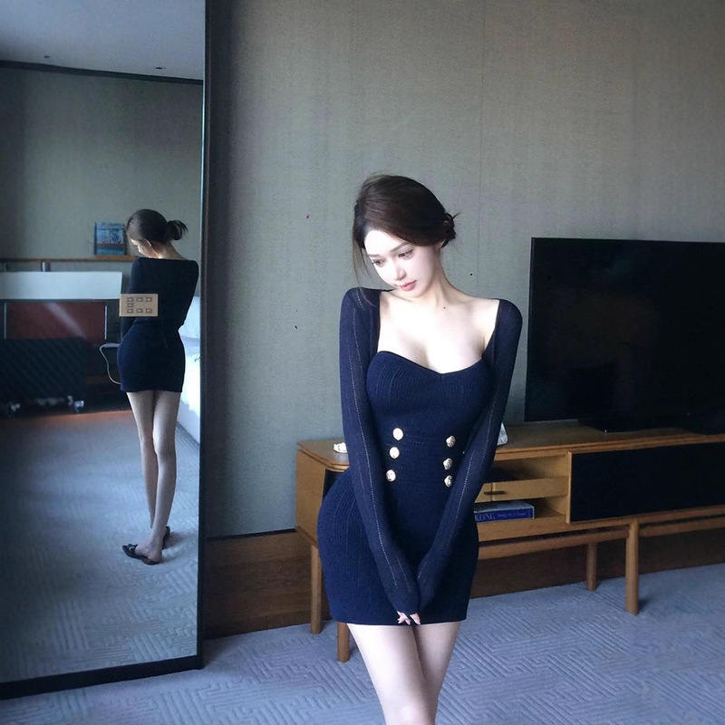 Tweed Style Early Autumn Suit, Feminine Long-Sleeved Knitted Cardigan, Tube Top Dress, Hip-Covering Short Skirt, Fashionable Two-Piece Set