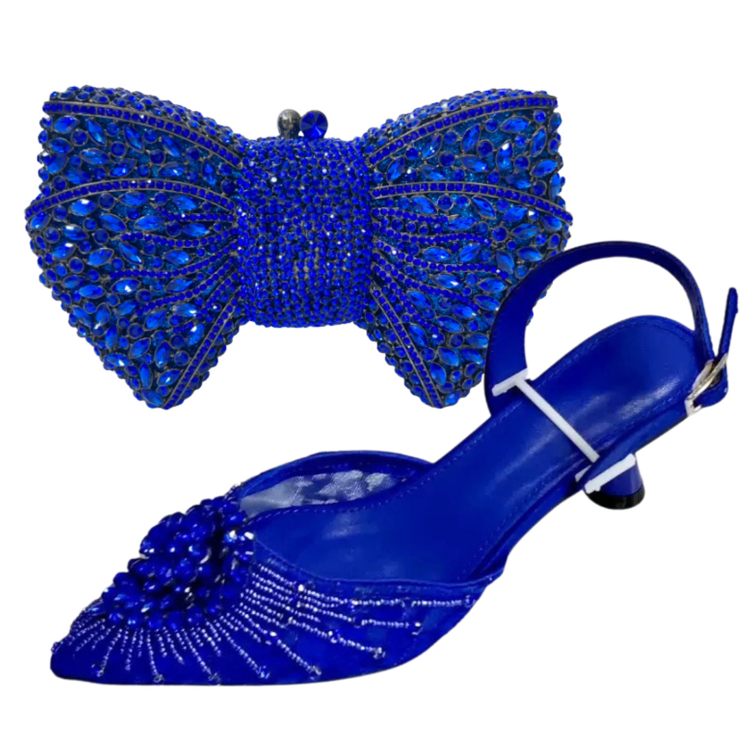 Zapatos estilo italiano para la cena sandalias de tacones finas de verano mujer diamante de punta zapatos de novia