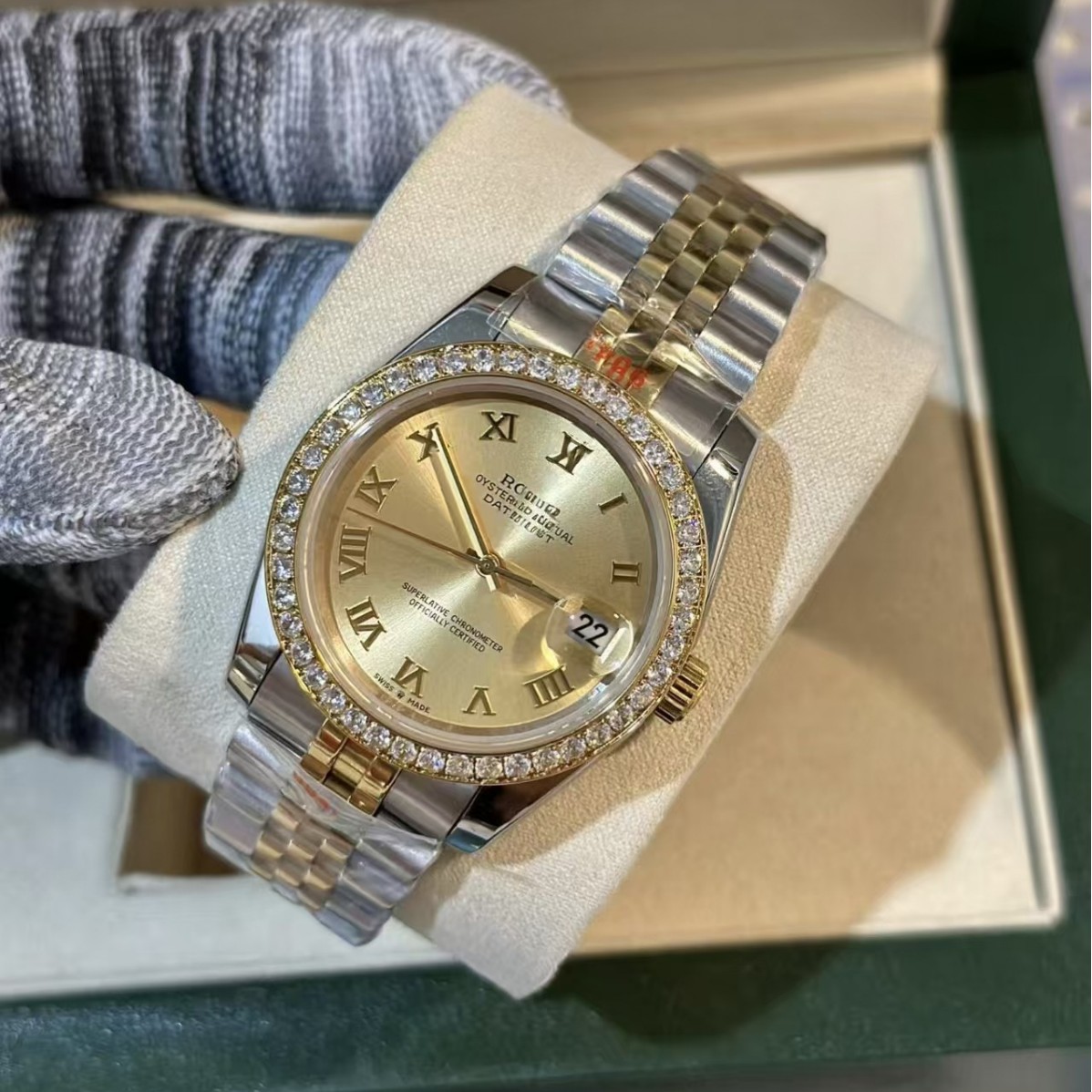 Luxury Laojia Diamond Star Fashion Purple Olive Green Diary High-End 31mm Versatile Quartz Women's Watch