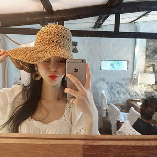 Pastoral Wide-Brimmed Hand-Crocheted Foldable Hat for Travel and Vacation, Woven Hat for Beach Vacation, Hollow Hat for Women, Summer
