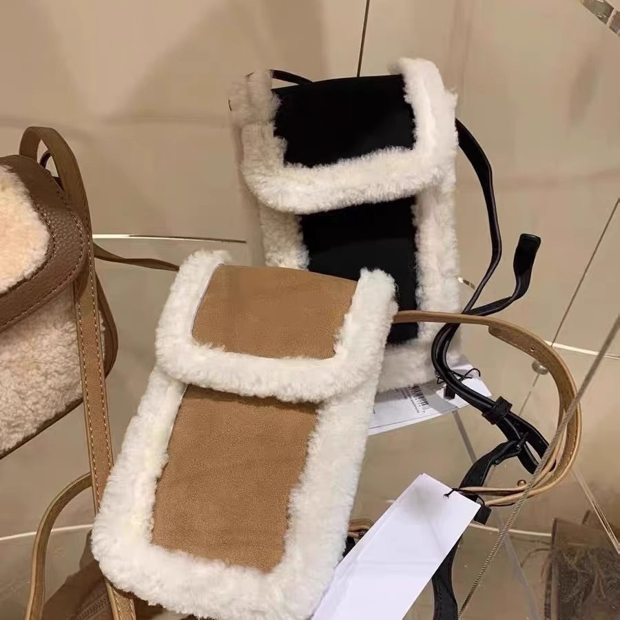 挎毛毛毛包包包新款手机2023零钱毛绒单肩羊羔包奶油钱包斜迷你秋