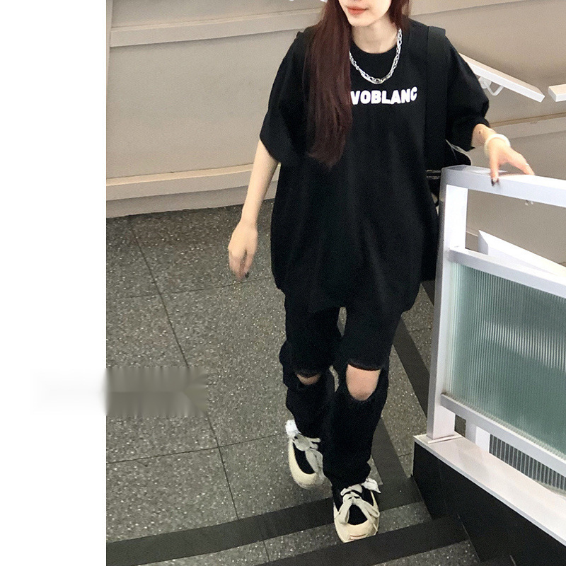 Black trousers