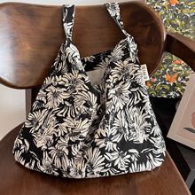 ����ʽ��ɫ�������޲���㼑Џ͹Űٴ�����μ��б���������Ů��