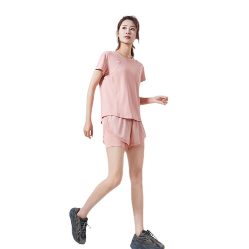 Yoga clothing set, women's quick-drying fitness clothing two-piece summer loose short-sleeved shorts running sportswear wholesale