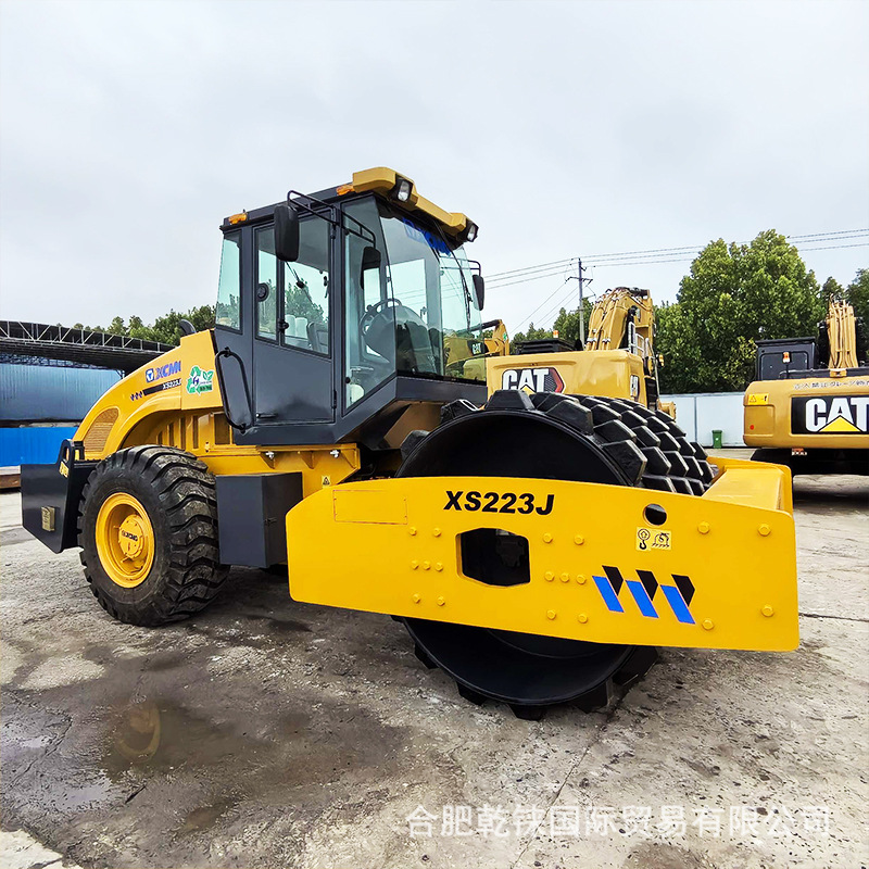 Comercio exterior XCMG 22 toneladas 26 rodillos de goma 20 toneladas 30 toneladas rodillos de acero dobles 3 toneladas 8 toneladas 14 toneladas rodillos de vibración