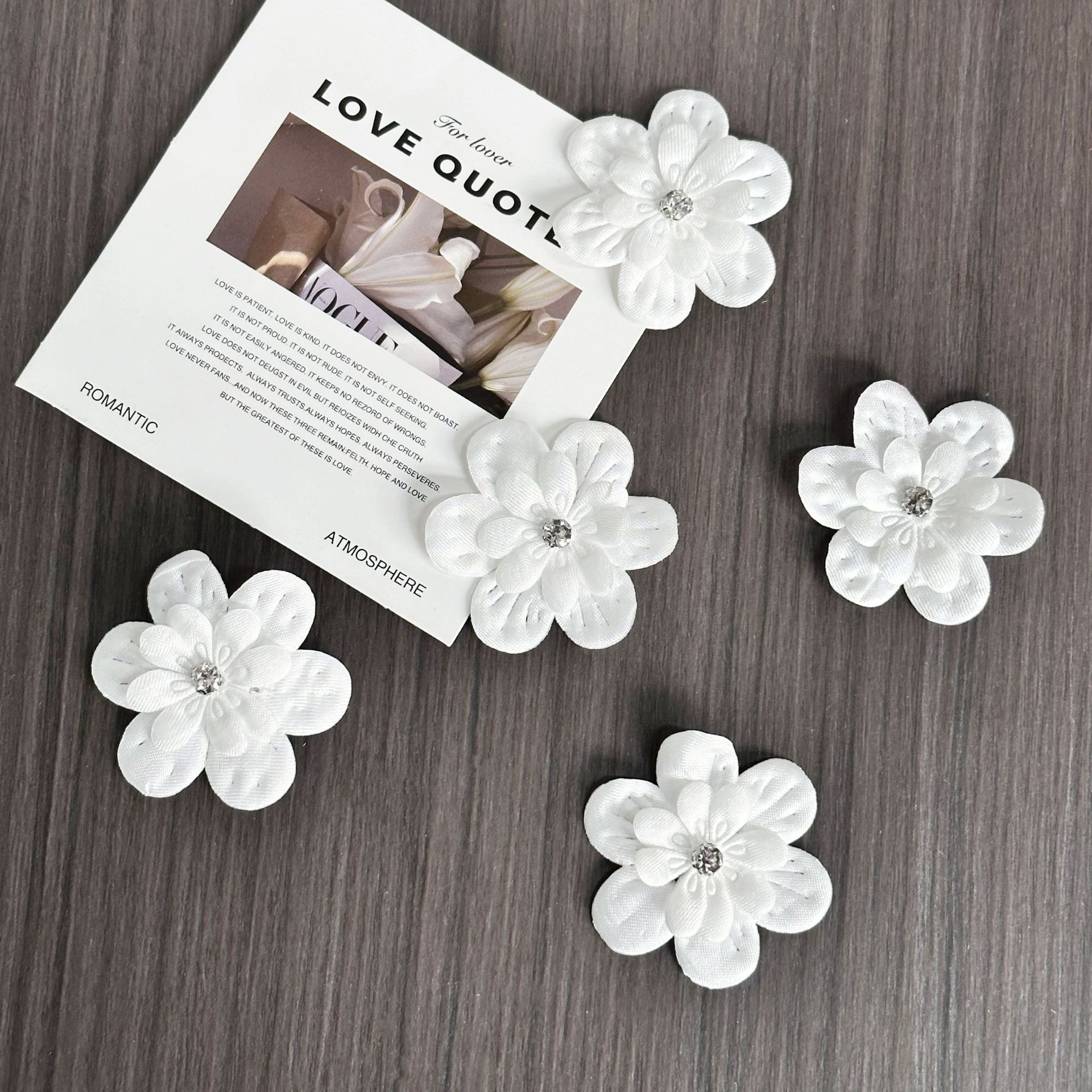 Requisito tela blanca estereoscópico flor de diamante decoración ropa bolsas zapatos sombreros joyas para el cabello artefactos decorativos universales