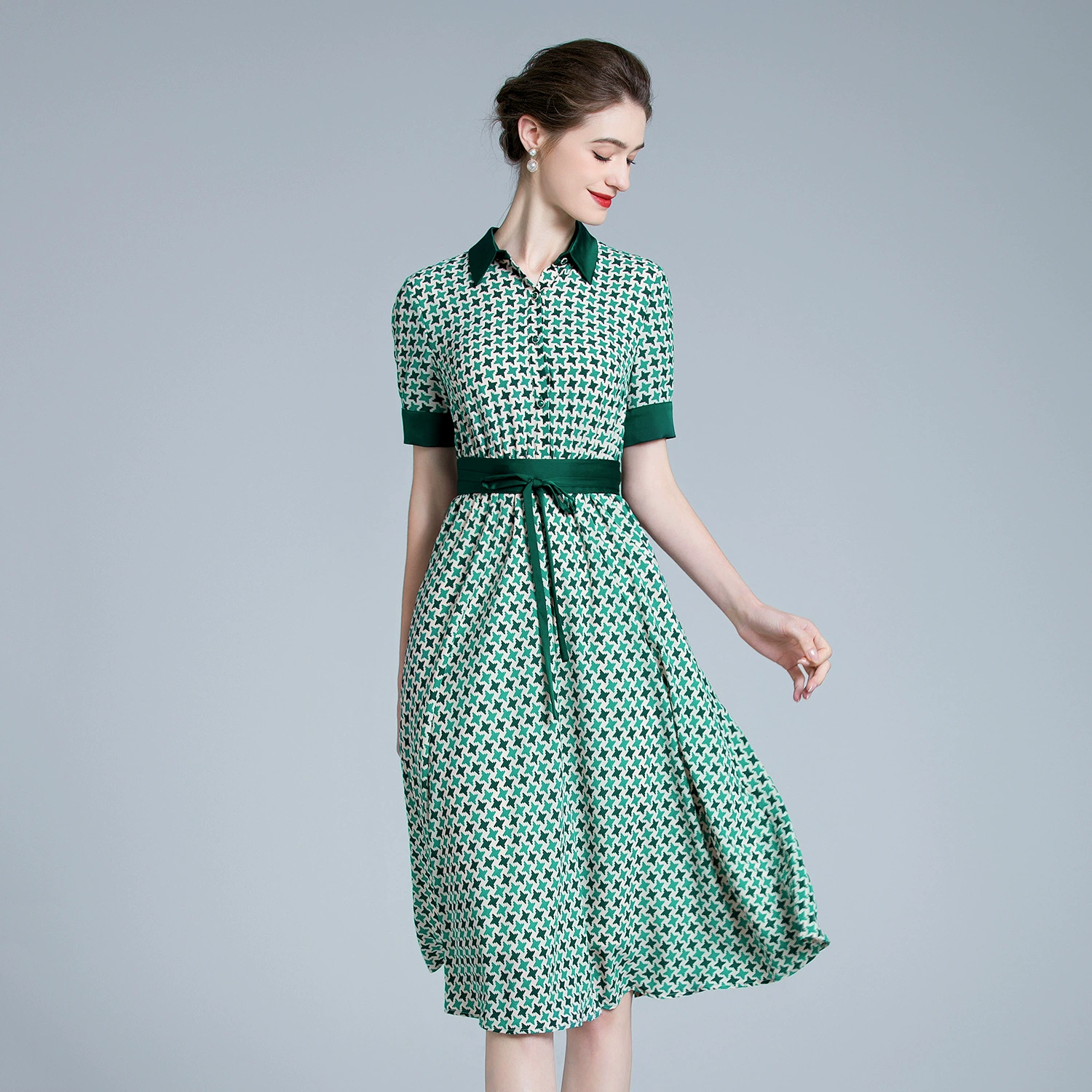 2023 летнее Повседневное платье для мам больших размеров с талией для похудения Шэньчжэнь высококачественное Брендовое платье с доставкой цельное