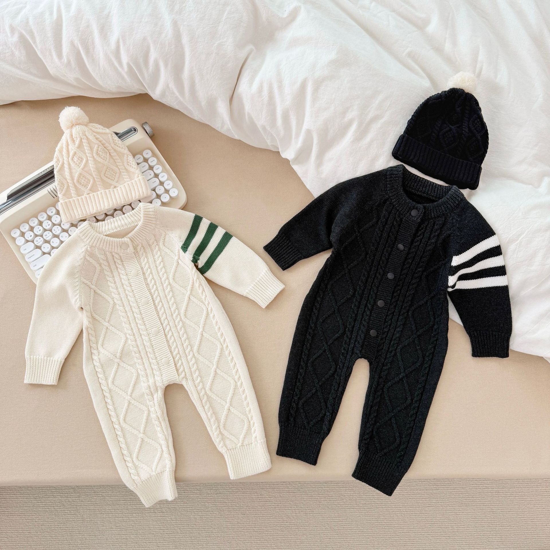 Infant Knitted Jumpsuit for Spring and Autumn, Unisex Baby Pure Cotton Full-Month Birthday Romper, Onesie, Baby Class a