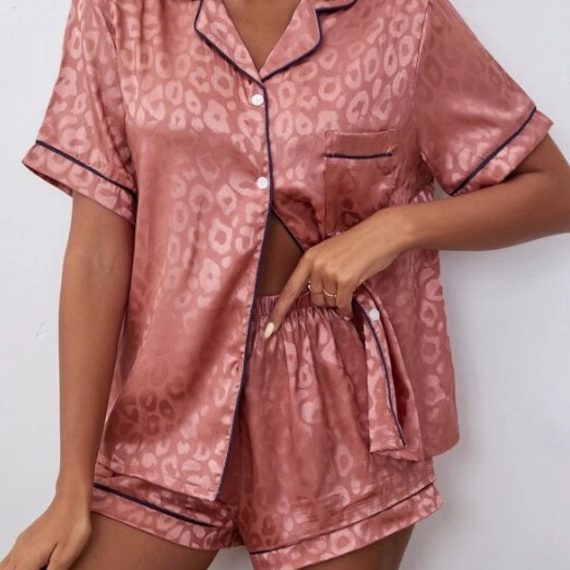 New European and American foreign trade women's home wear, short-sleeved faux silk pajamas for women, summer, multi-color and multi-style sets wholesale New European and American foreign trade women's home wear, short-sleeved faux silk pajamas for women, summer, multi-color and multi-style sets wholesale