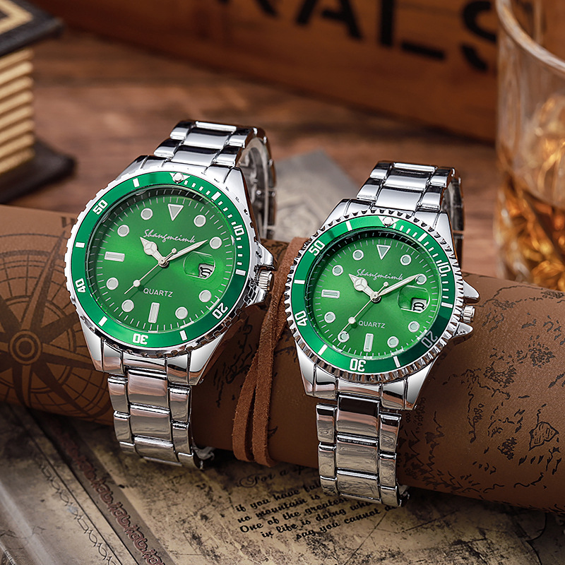 Tiktok vert Shangmei Water Ghost Couple montre en alliage calendrier lumineux étanche_voghion.com