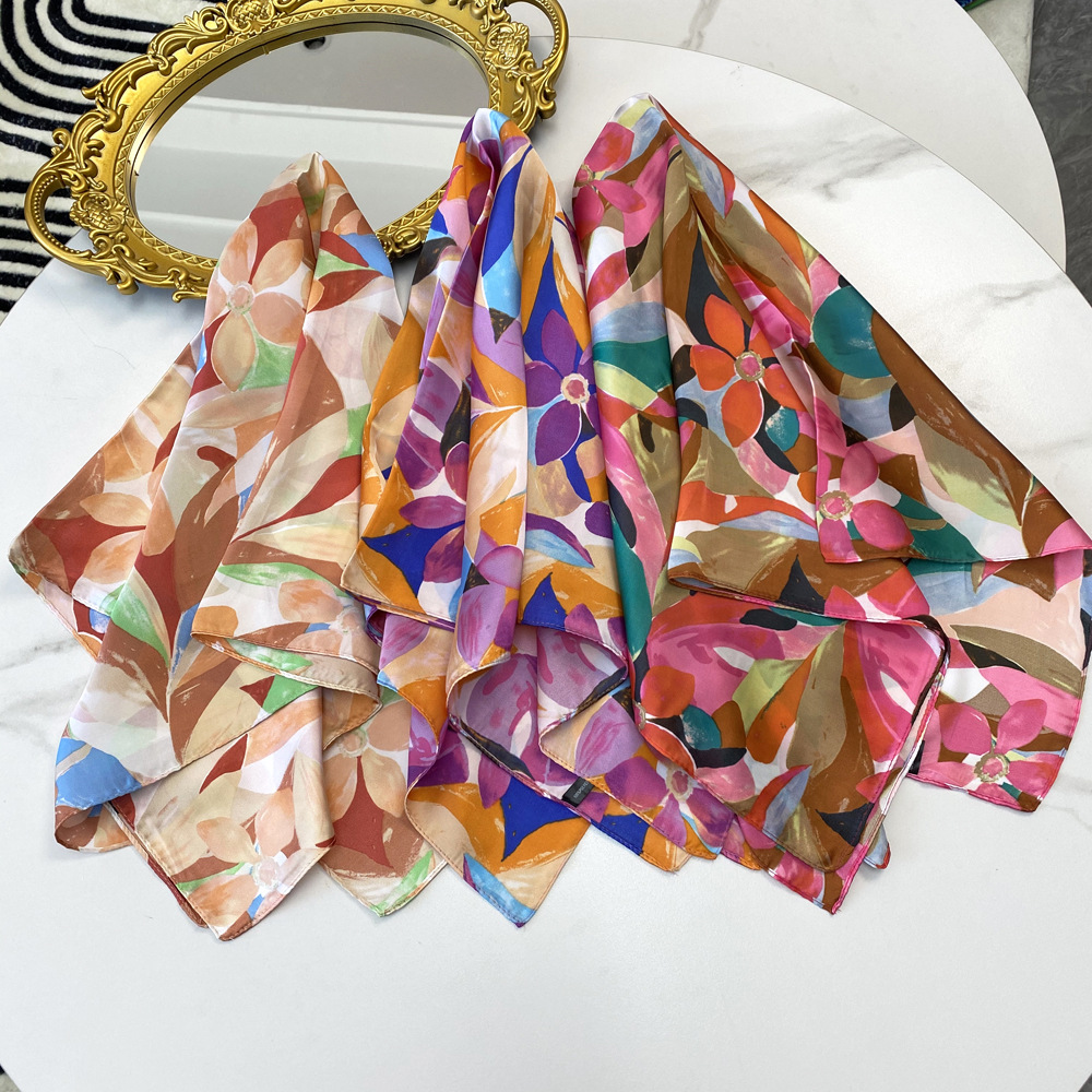 91g Weight Silk Scarf Classification Daily Occasion Women's Sweet Flower Satin Printing Silk Scarf
