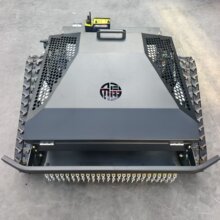 出口俄罗斯坦克遥控割草机黑武士工业遥控器河堤除草机扫雪抛雪机