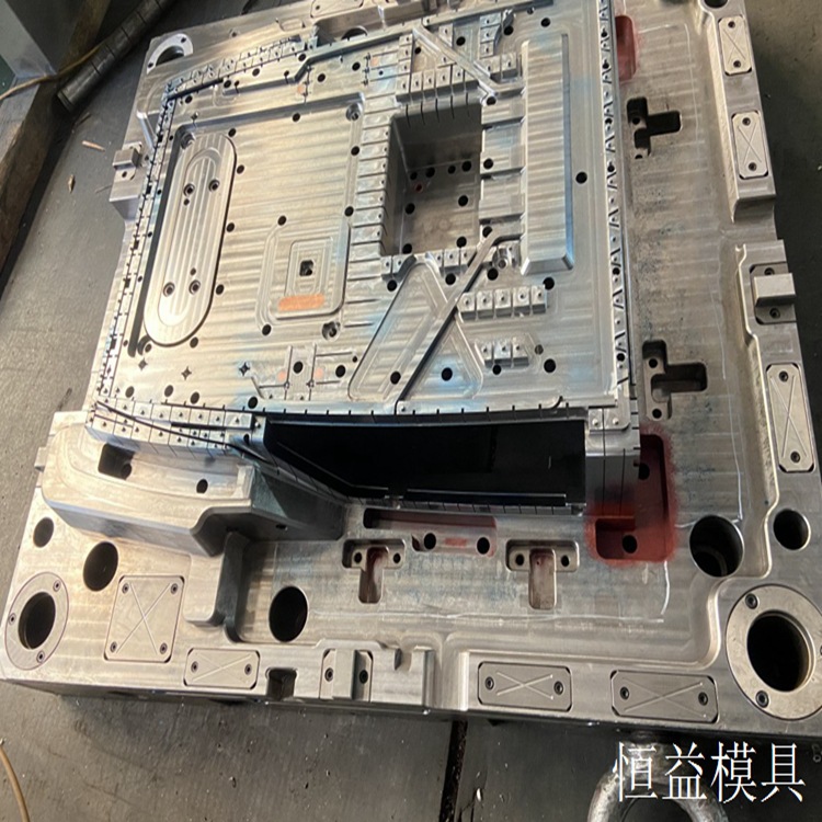 框架护板底盖注塑模黄岩模具厂叠模模具传送链塑料模具热固性模具