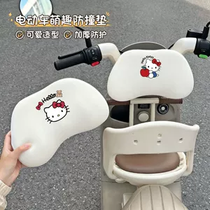 Electric scooter head protection pad, a creative and practical solution to prevent bumps and collisions for children during rides; includes a soft headrest and a rear waist support cushion