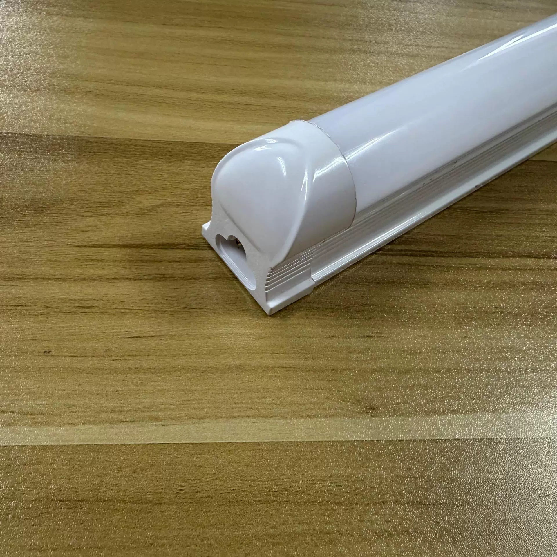 T8LED一体化支架灯日光灯工厂照明办公室车间照明