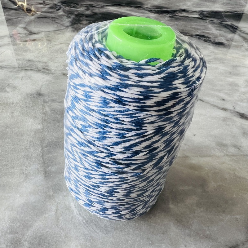 파란색과 흰색 * 220 미터