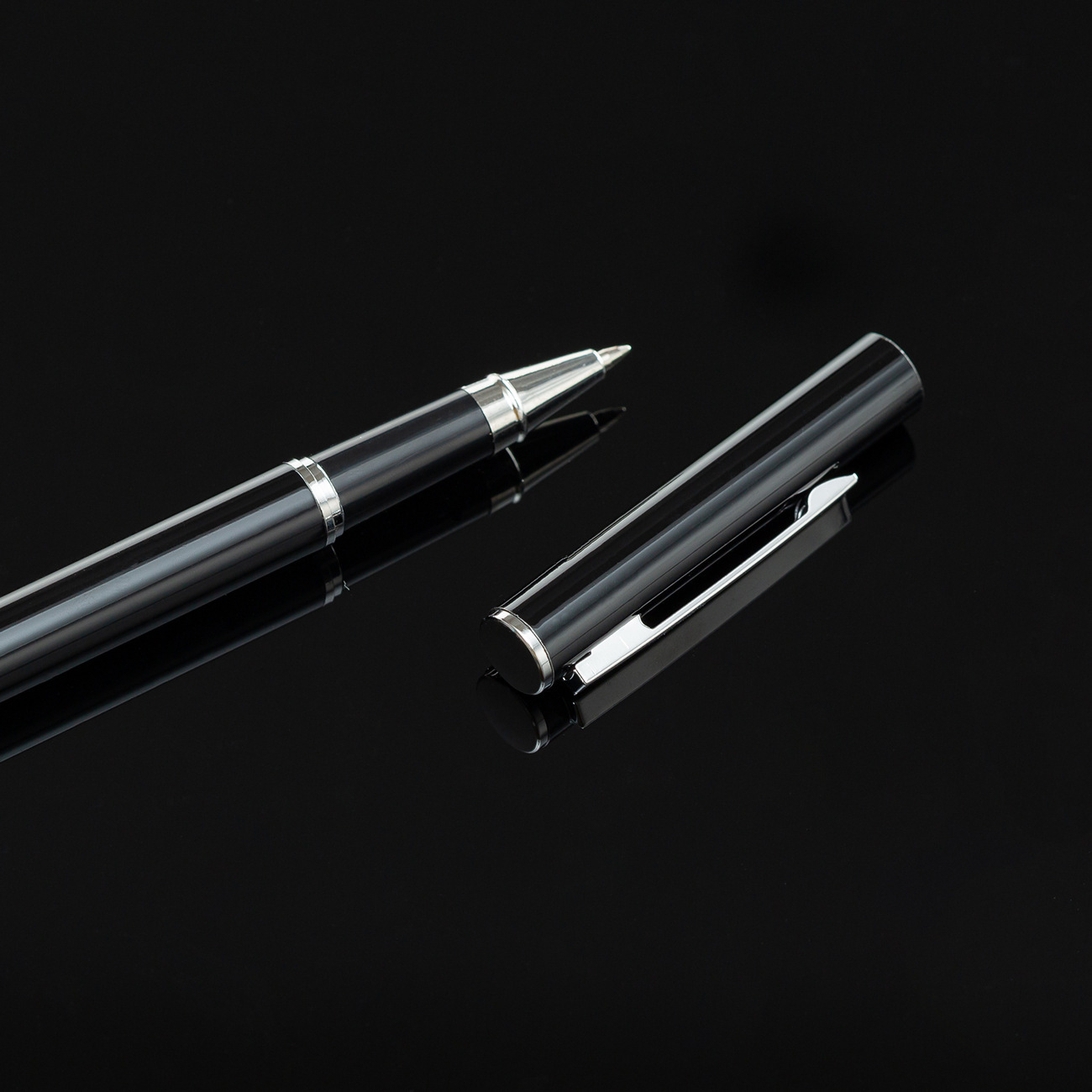 Fábrica directa de pluma de firma metálica pluma de publicidad negra logotipo de alta calidad pluma comercial neutral pluma al por mayor
