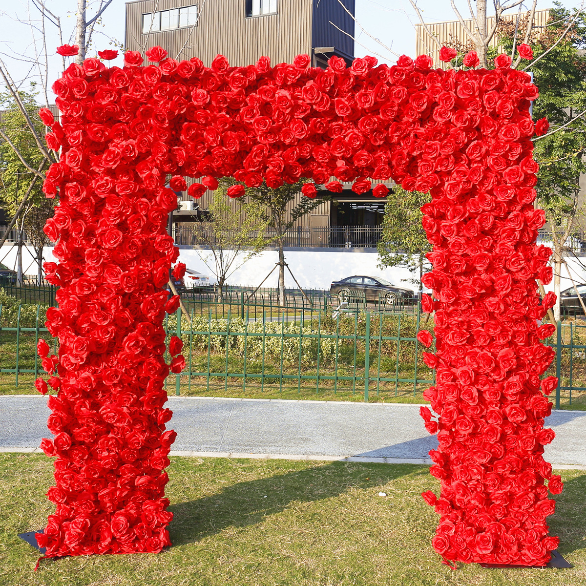 5D红色仿真花拱门婚庆背景婚礼布置结婚装饰网红打卡拍照玫瑰花墙