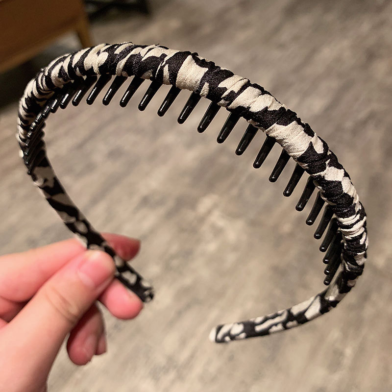 Diadema de estilo coreano al por mayor máscara facial de mujer salir Baita temperamento Diadema con dientes antideslizante presión horquilla cabeza Accesorios