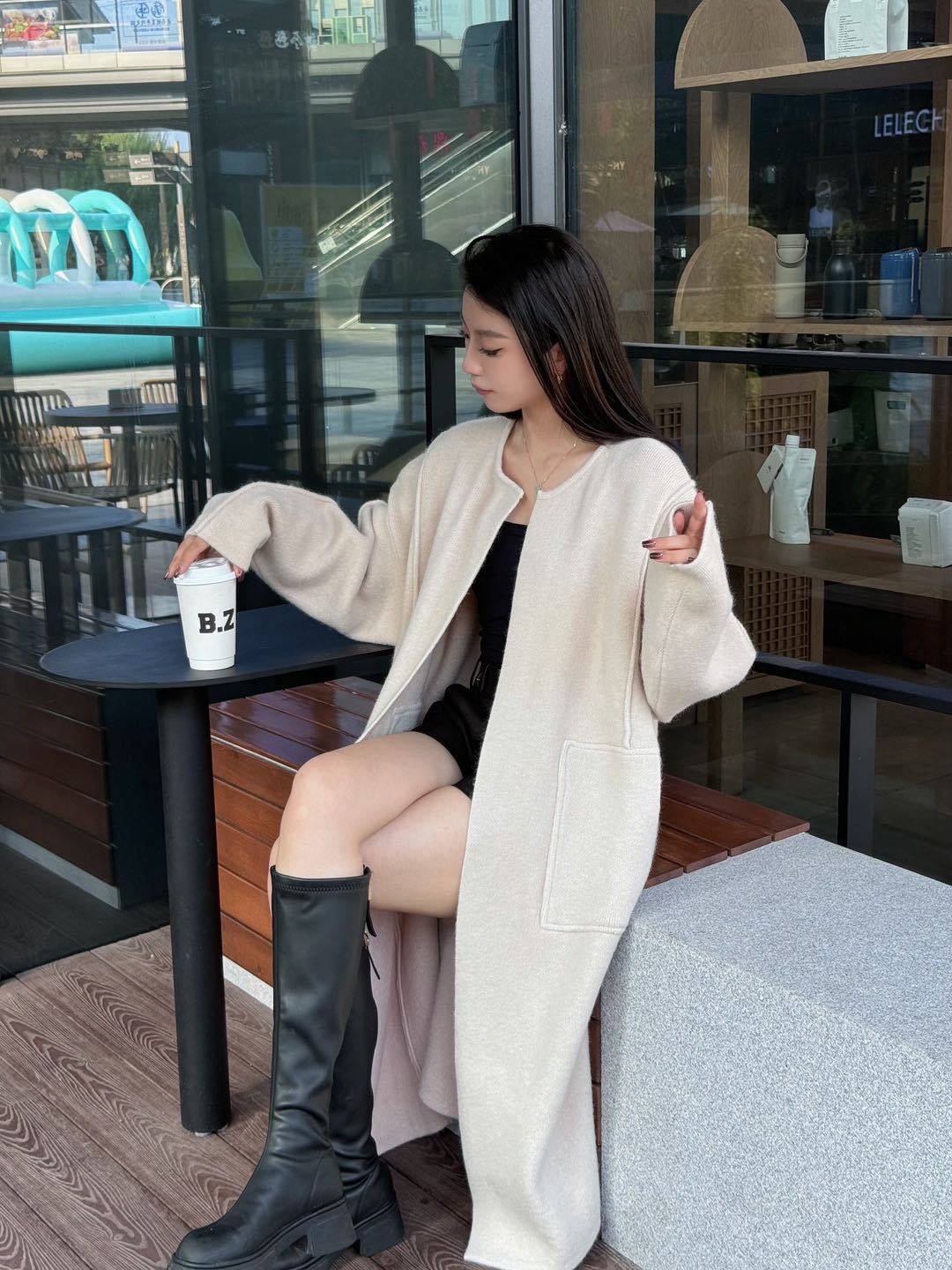 24 invierno Puyuan Angola rojo de alto nivel sensación de lana tejido cardigan para mujeres 2024 otoño invierno nuevo