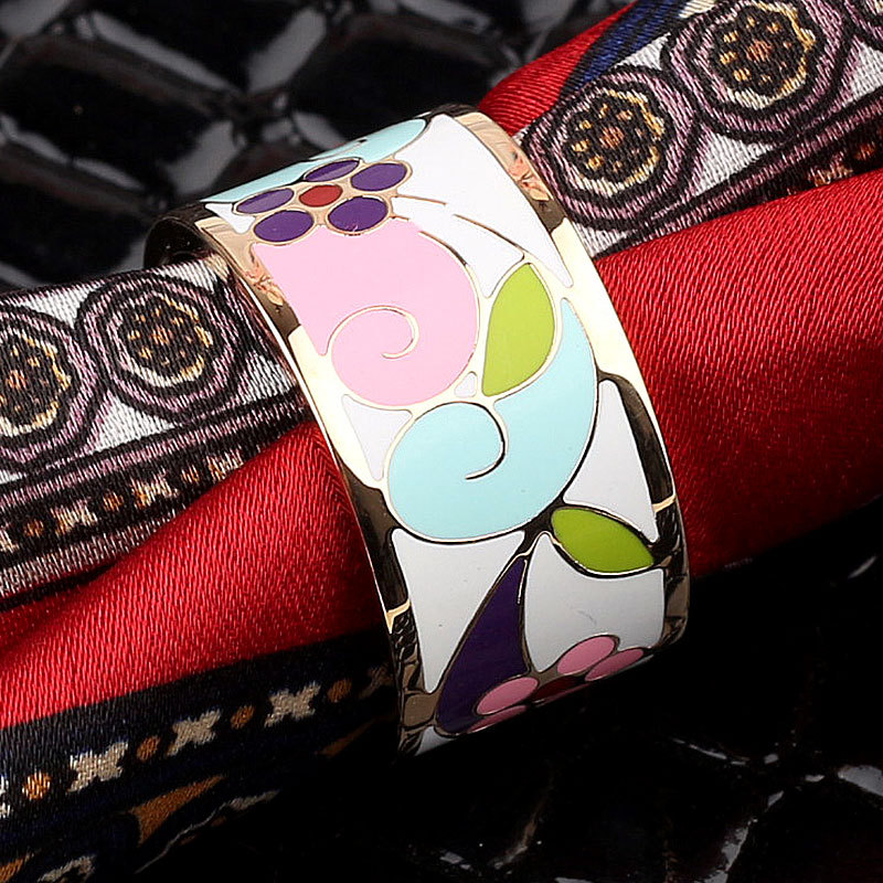 Anillo accesorios de la joyería de titanio acero H bufanda de seda hebilla de esmalte de color chal hebilla bufanda cuadrada joyería bufanda anillo nudo