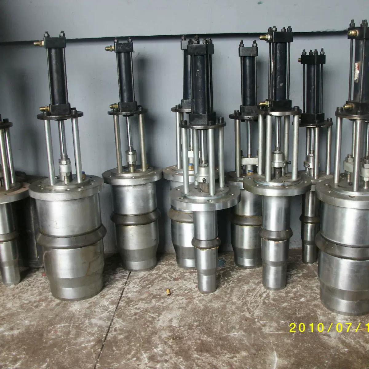 厂家供应扩口机R口模具 扩口机模具 PVC模具直口模具塑料机械配件