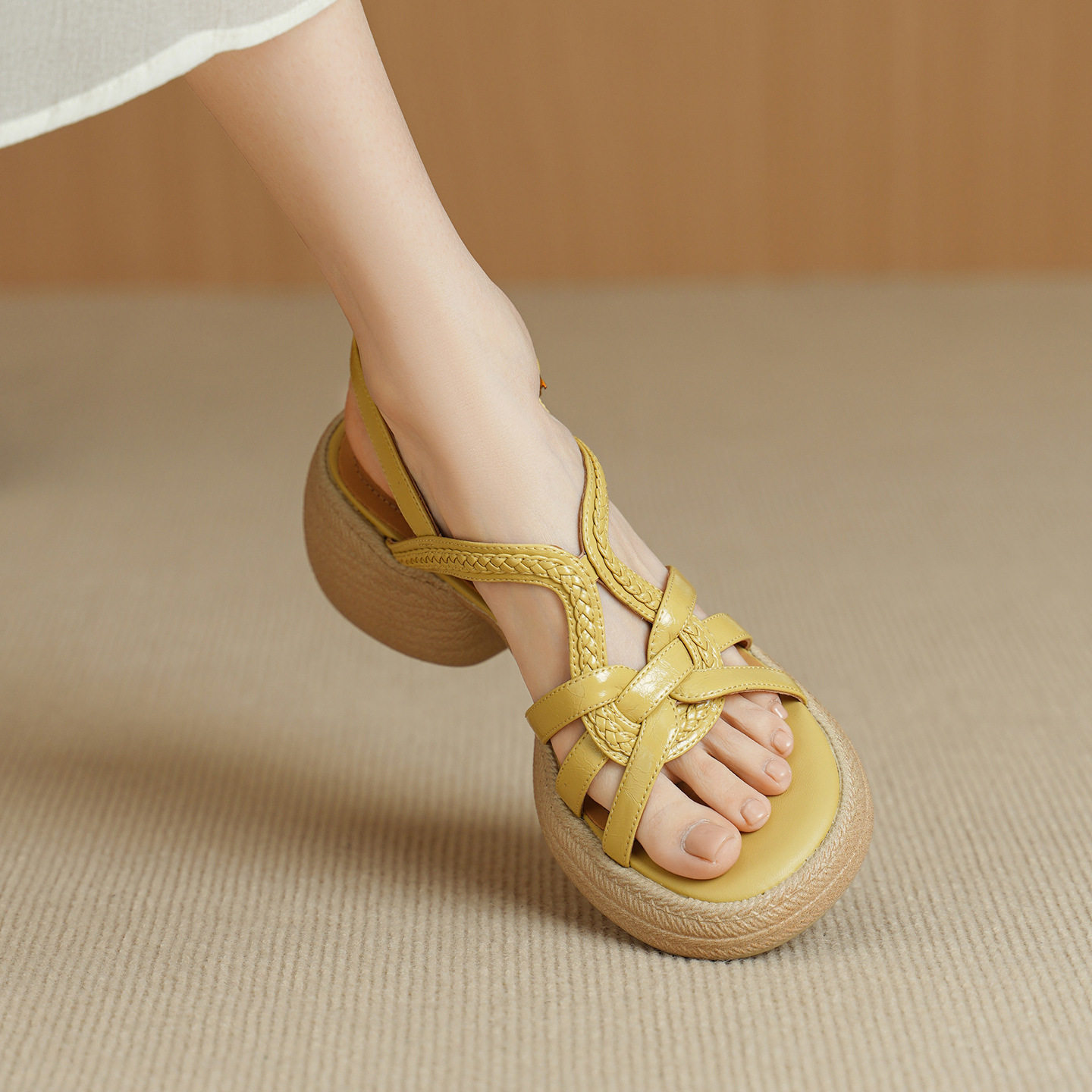 Sandal nữ hở mũi gót vuông đế dày 6 cm phong cách dệt — màu trắng ngà
