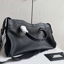 �M��ɽ��Ƥ�C܇��������K���T���̖38�̆μ�б�����Ƥ�����Ů