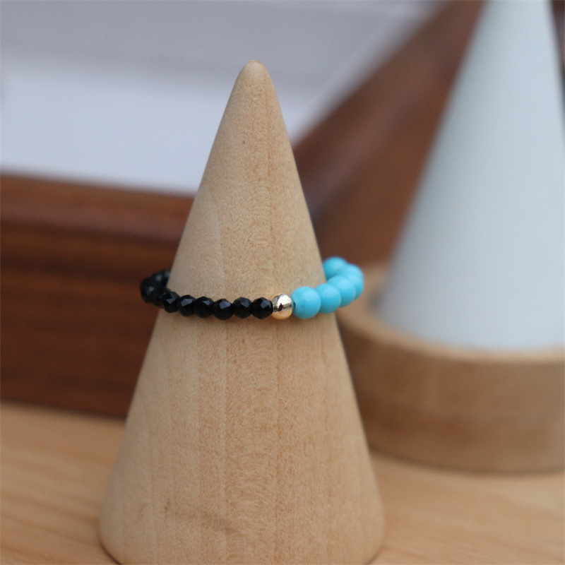 Black spinel + turquoise