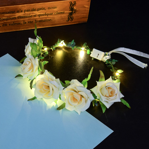 Cross-border Amazon best selling luminous garland Hawaii headwear tourist night market scenic spot luminous LED garland wholesale